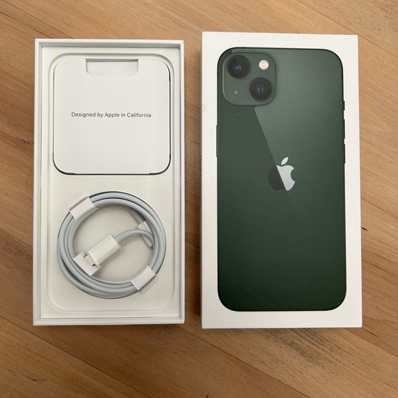Apple - Iphone 13 - Box and Charger - Picture 1 of 4